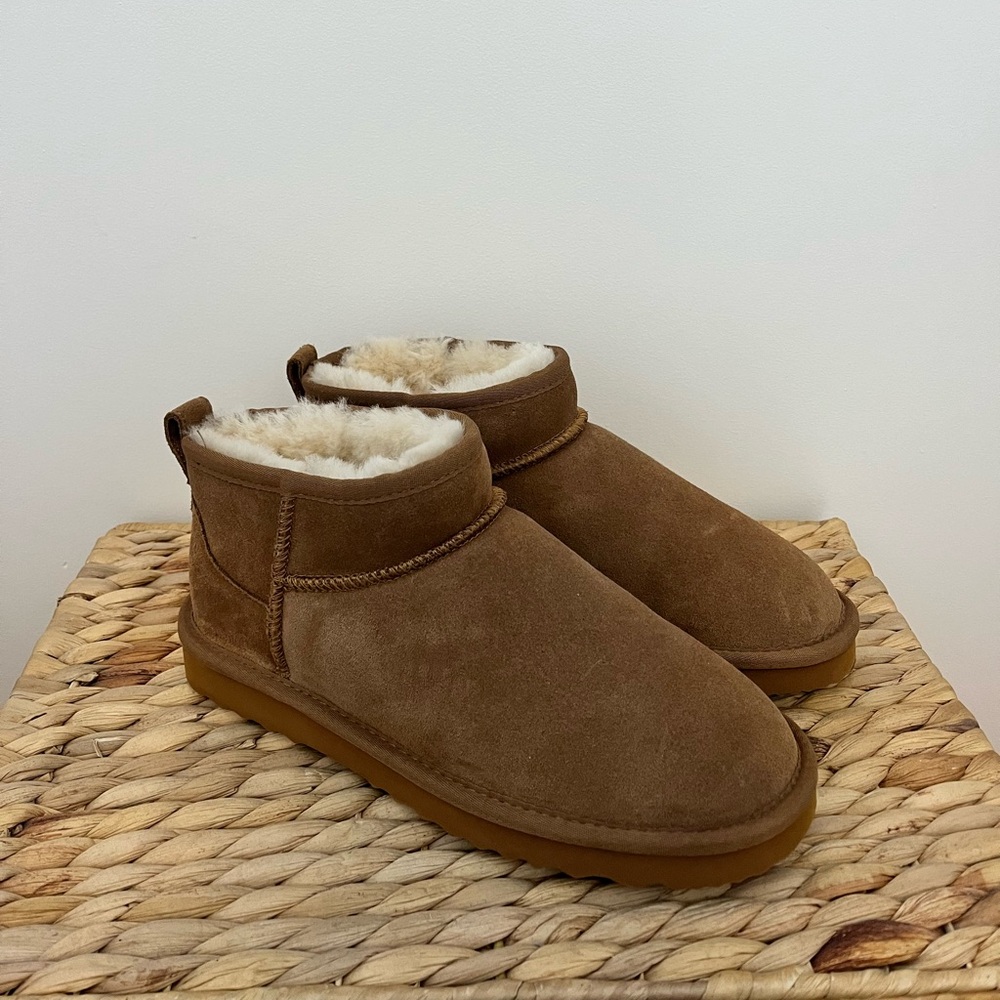 NEW Quince Boot Size 8